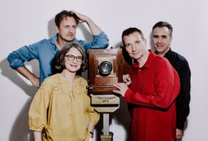 aspekte 5: Songs for the End of the World